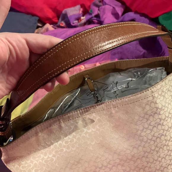 Great canvas and leather Coach shoulder bag - Picture 8 of 11